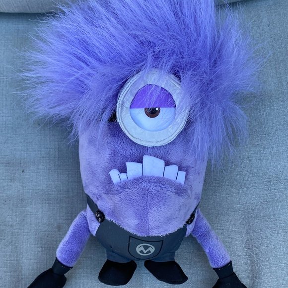 UNIVERSAL STUDIOS DESPICABLE Me ONE 1 Eye Purple MINION PLUSH Crazy Hair - Picture 8 of 12